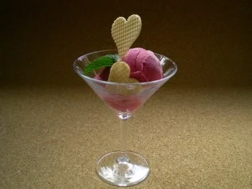 Rezept: Eis: Ribisel - Minze Eiscreme Bild Nr. 10 Eis: Ribisel - Minze Eiscreme - Rezept - Bild Nr. 10