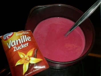 Rezept: Eis: Ribisel - Minze Eiscreme Bild Nr. 8 Eis: Ribisel - Minze Eiscreme - Rezept - Bild Nr. 8