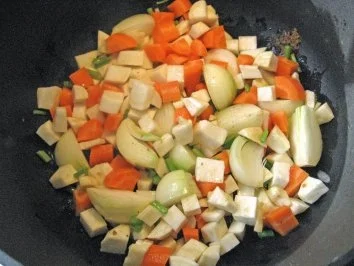 Rezept: Cremiges Gemüsesüppchen, dazu Wienerle ... Bild Nr. 3 Cremiges Gemüsesüppchen, dazu Wienerle ... - Rezept - Bild Nr. 3