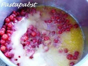 Rezept: Johannisbeersauce"Cumberland" Bild Nr. 3 Johannisbeersauce"Cumberland" - Rezept - Bild Nr. 3