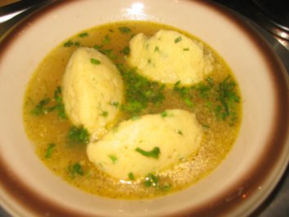Suppe: Schnittlauch-Grießnockerlsüppchen - Rezept