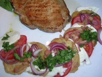 Salat von der Knödelrolle- mediterran angehaucht, echt lecker und keine Restaurantportion - Rezept - Bild Nr. 7