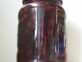 Rezept: Einmachen: Kirschen mit Gewürzen, eingekocht Bild Nr. 3 Einmachen: Kirschen mit Gewürzen, eingekocht - Rezept - Bild Nr. 3