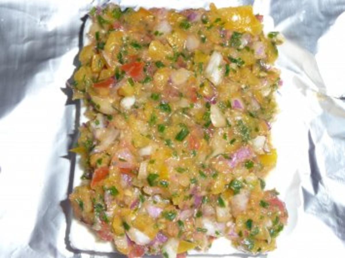 Schafskäse mit Gemüsehaube überbacken - Rezept - kochbar.de