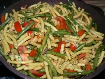 "Kunterbunt genudelt" - Rezept - Bild Nr. 2