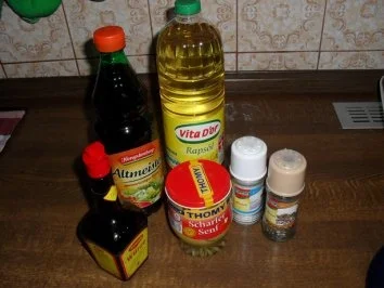 Rezept: Sommerlicher Wurstsalat mit Tomaten, Gurken, Mais und Zwiebeln Bild Nr. 2 Sommerlicher Wurstsalat mit Tomaten, Gurken, Mais und Zwiebeln - Rezept - Bild Nr. 2