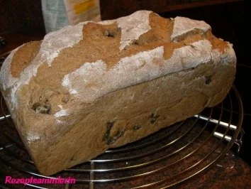 Rezept: Brot: WEIZENVOLLKORN mit Oliven Bild Nr. 7 Brot: WEIZENVOLLKORN mit Oliven - Rezept - Bild Nr. 7