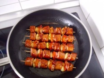 Rezept: Wurstspieße Bild Nr. 4 Wurstspieße - Rezept - Bild Nr. 4