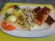 Dicke Bohnen in Speck-Sahnesauce, geht ganz fix           (Fotos) - Rezept