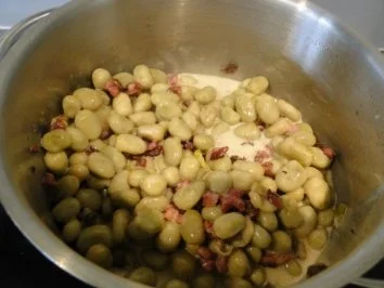 Rezept: Dicke Bohnen in Speck-Sahnesauce, geht ganz fix (Fotos) Bild Nr. 4 Dicke Bohnen in Speck-Sahnesauce, geht ganz fix (Fotos) - Rezept - Bild Nr. 4