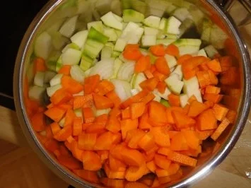 Zucchini-Möhren-Soße - Rezept - Bild Nr. 2