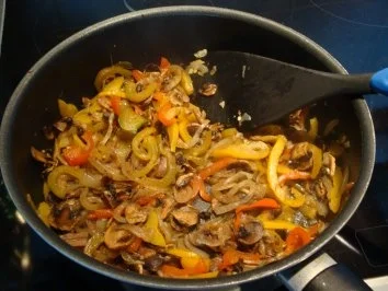 Rezept: Kartoffelpizza Bild Nr. 4 Kartoffelpizza - Rezept - Bild Nr. 4