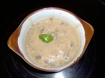 Rezept: SUPPE: Pilzcremesuppe Bild Nr. 4 SUPPE: Pilzcremesuppe - Rezept - Bild Nr. 4