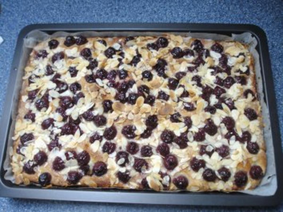 Bilder für Kirsch-Butterkuchen - Rezept