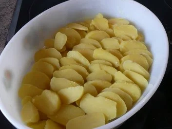 Auflauf:  mit Kartoffeln, Zucchini, Paprika und Mozzarella - Rezept - Bild Nr. 4