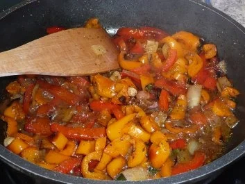 Auflauf:  mit Kartoffeln, Zucchini, Paprika und Mozzarella - Rezept - Bild Nr. 5