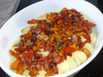 Auflauf:  mit Kartoffeln, Zucchini, Paprika und Mozzarella - Rezept - Bild Nr. 6