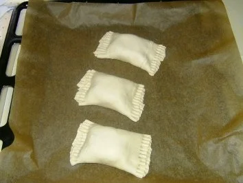 Rezept: Ziegenkäse im Blätterteig Bild Nr. 3 Ziegenkäse im Blätterteig - Rezept - Bild Nr. 3