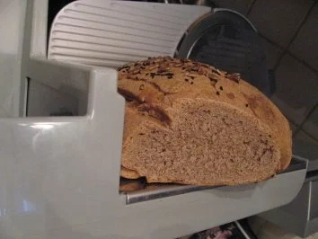 Rezept: Brot- Roggenvollkorn mit Sauerteig Bild Nr. 4 Brot- Roggenvollkorn mit Sauerteig - Rezept - Bild Nr. 4