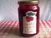Marmeladen ☆☆Sauerkirschmarmelade mit Marzipan - Rezept