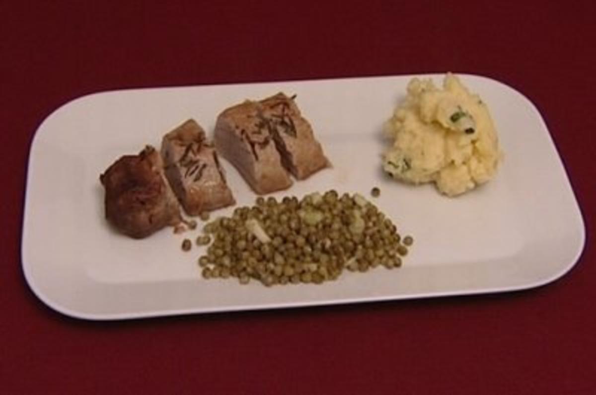 Schweinefilet aus dem Ofen mit Erbsen  (Brigitte Nielsen) - Rezept