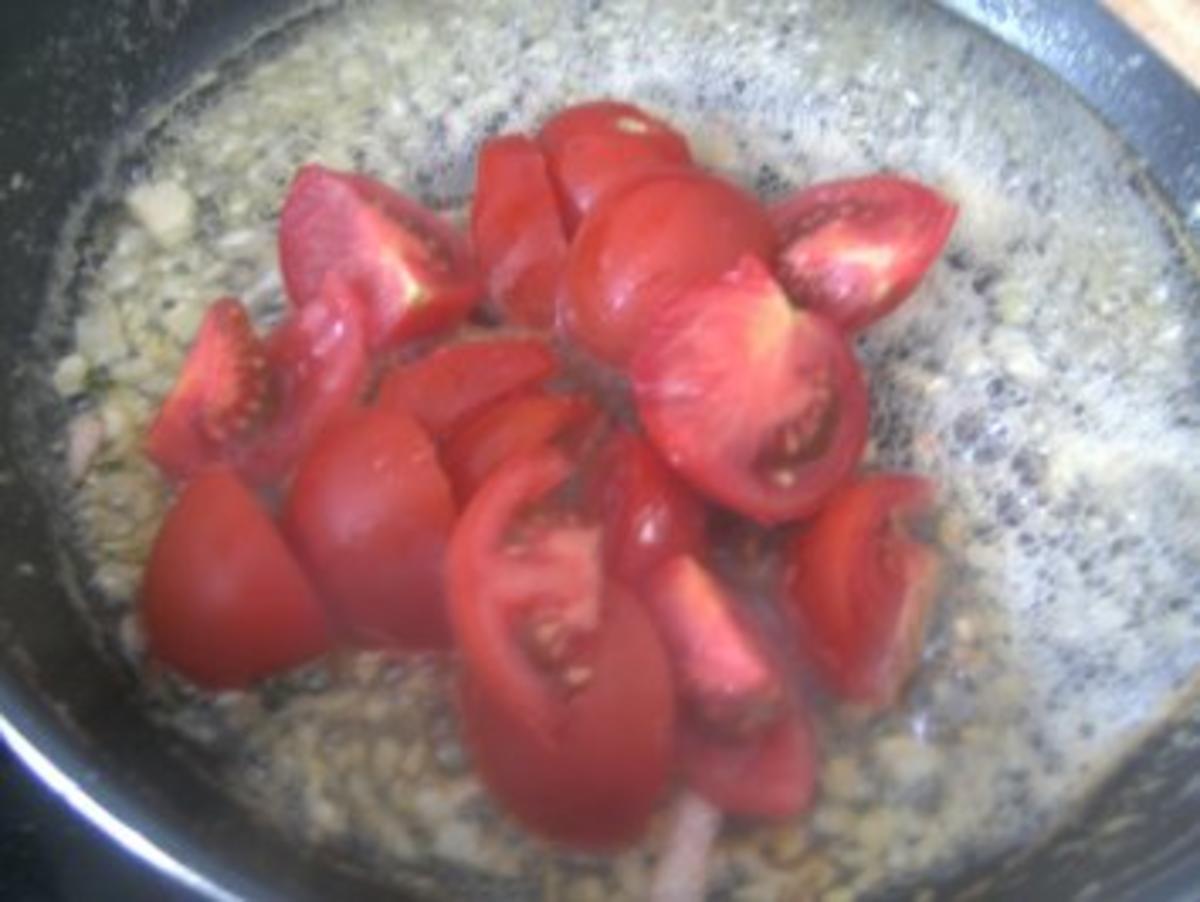 EierSpätzle  in   einer leckeren Tomatensoße - Rezept - Bild Nr. 3