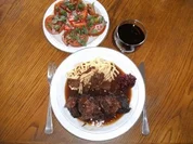 Fleisch: Rinderbäckchen mit Steinpilzen und Preiselbeeren - Rezept