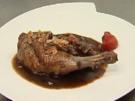 Kaninchenkeulen an Rotweinschalotten - Rezept