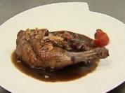 Kaninchenkeulen an Rotweinschalotten - Rezept