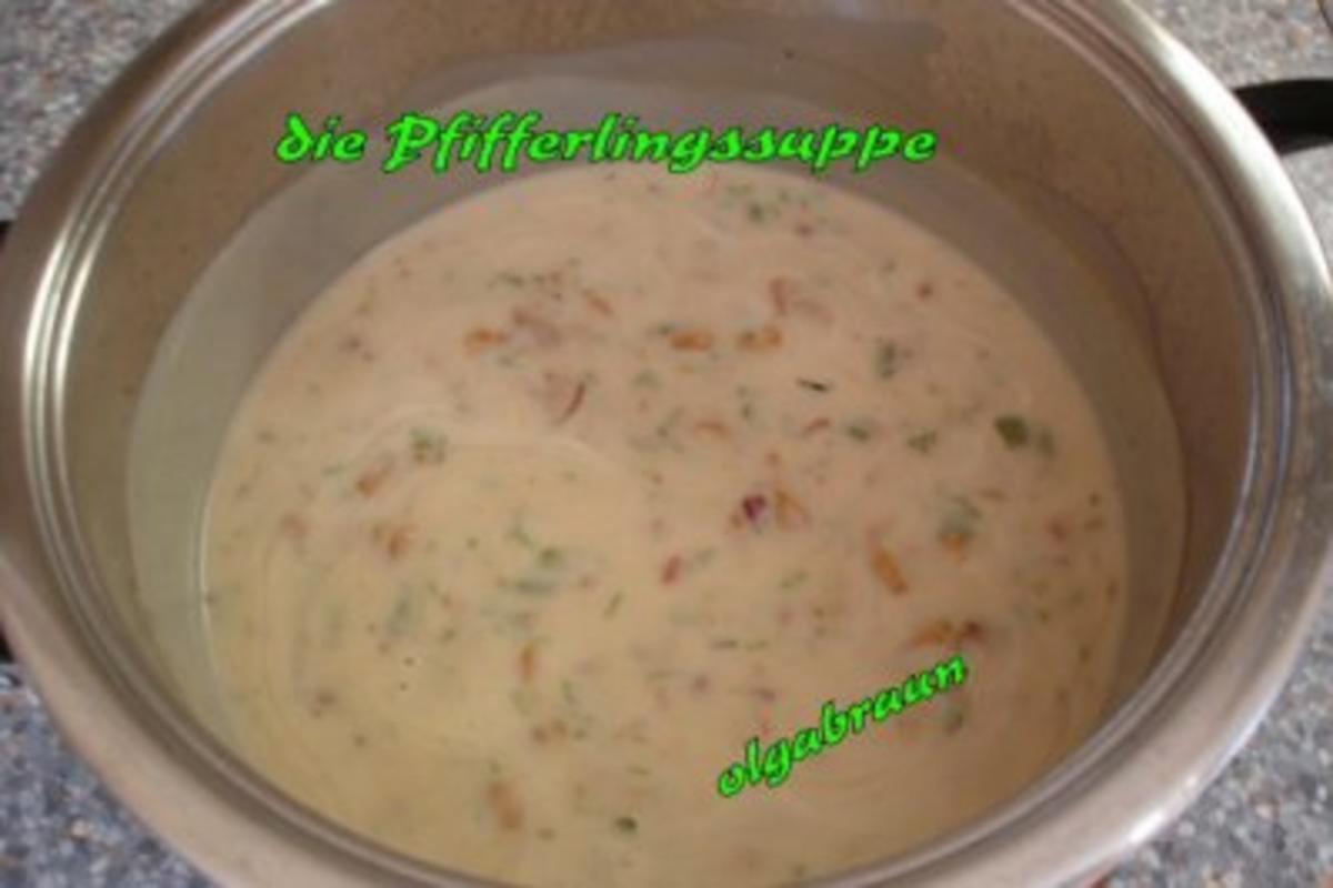 Pfifferlingssuppe mit Gemüseknödel - Rezept