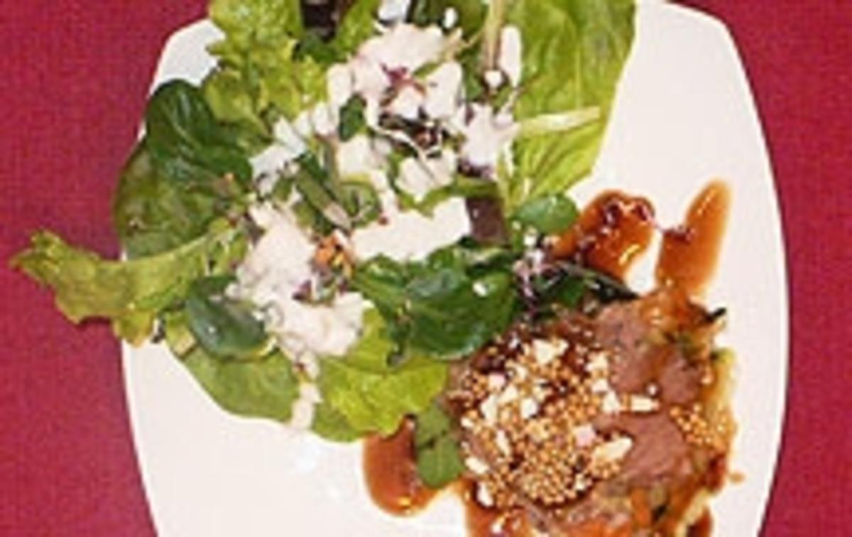 Tafelspitzsülze mit herbstlichem Salat und Senfsaaten-Vinaigrette - Rezept