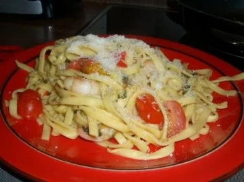 Tagliatelle con gamberi marinati - Rezept