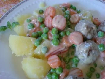 Hachfleischbällchen in Erbsen-Möhren-Soße - Rezept - Bild Nr. 12