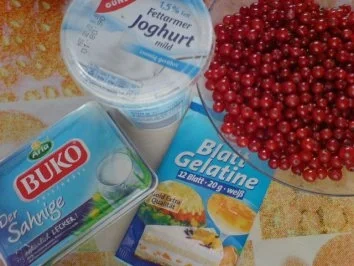 Rezept: Frischkäse-Torte mal mit und mal ohne Johannisbeeren Bild Nr. 7 Frischkäse-Torte mal mit und mal ohne Johannisbeeren - Rezept - Bild Nr. 7