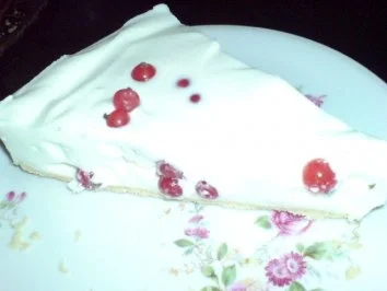 Rezept: Frischkäse-Torte mal mit und mal ohne Johannisbeeren Bild Nr. 2 Frischkäse-Torte mal mit und mal ohne Johannisbeeren - Rezept - Bild Nr. 2