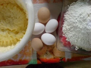 Rezept: Frischkäse-Torte mal mit und mal ohne Johannisbeeren Bild Nr. 14 Frischkäse-Torte mal mit und mal ohne Johannisbeeren - Rezept - Bild Nr. 14