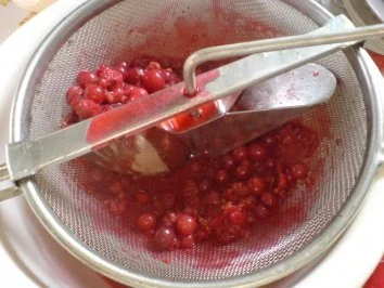 Johannisbeer-Pudding-Torte - Rezept - Bild Nr. 18