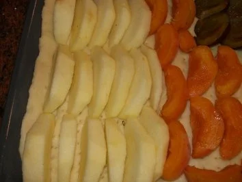 Rezept: Hefe: DREIERLEI - HEFEKUCHEN Bild Nr. 5 Hefe: DREIERLEI - HEFEKUCHEN - Rezept - Bild Nr. 5