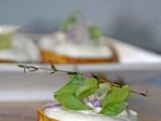 Gebackene Süßkartoffel mit Joghurthaube - Rezept