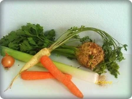 Rindfleischsuppe - Basis für eine Fleischbrühe - Rezept - Bild Nr. 6