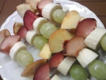 Rezept: Süsse Schaschlik-Spiesse Bild Nr. 4 Süsse Schaschlik-Spiesse - Rezept - Bild Nr. 4