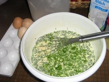 Pfannkuchen-Crêpes mit Pflaumenkompott - Rezept - Bild Nr. 2