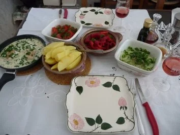 Rezept: Fisch : Seelachs in Meerettichsoße mit verschiedenen Salate und Gemüse Bild Nr. 2 Fisch : Seelachs in Meerettichsoße mit verschiedenen Salate und Gemüse - Rezept - Bild Nr. 2