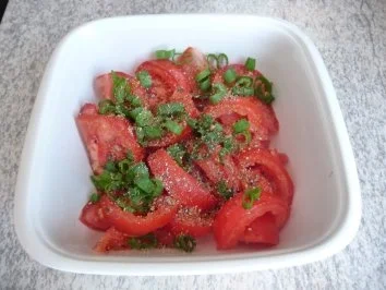 Rezept: Fisch : Seelachs in Meerettichsoße mit verschiedenen Salate und Gemüse Bild Nr. 3 Fisch : Seelachs in Meerettichsoße mit verschiedenen Salate und Gemüse - Rezept - Bild Nr. 3