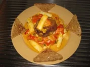 Rezept: Frikadellen mal ganz anders...mit Spargel-Tomaten-Gemรผse Frikadellen mal ganz anders...mit Spargel-Tomaten-Gemรผse - Rezept