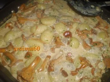 Pfifferlings - Ragout mit Gnocchi - Rezept - Bild Nr. 5