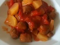 Tomaten-Kartoffelpfanne mit Merguez - Rezept