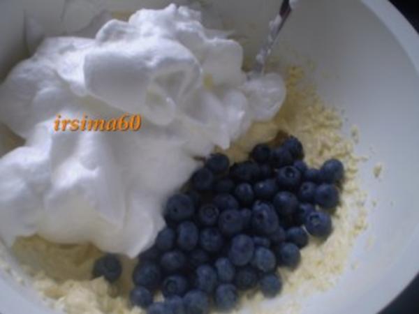 Quark Soufflé mit Heidelbeeren - schnell &amp; einfach - 130 kcal/100g