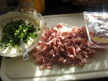 Rezept: Blumenkohlauflauf mit Kräutern und zweierlei Schinken Bild Nr. 3 Blumenkohlauflauf mit Kräutern und zweierlei Schinken - Rezept - Bild Nr. 3