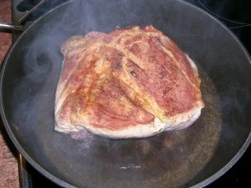 Rezept: Schweinenackenbraten mit Estragonsauce an überbackenem Staudensellerie Bild Nr. 5 Schweinenackenbraten mit Estragonsauce an überbackenem Staudensellerie - Rezept - Bild Nr. 5